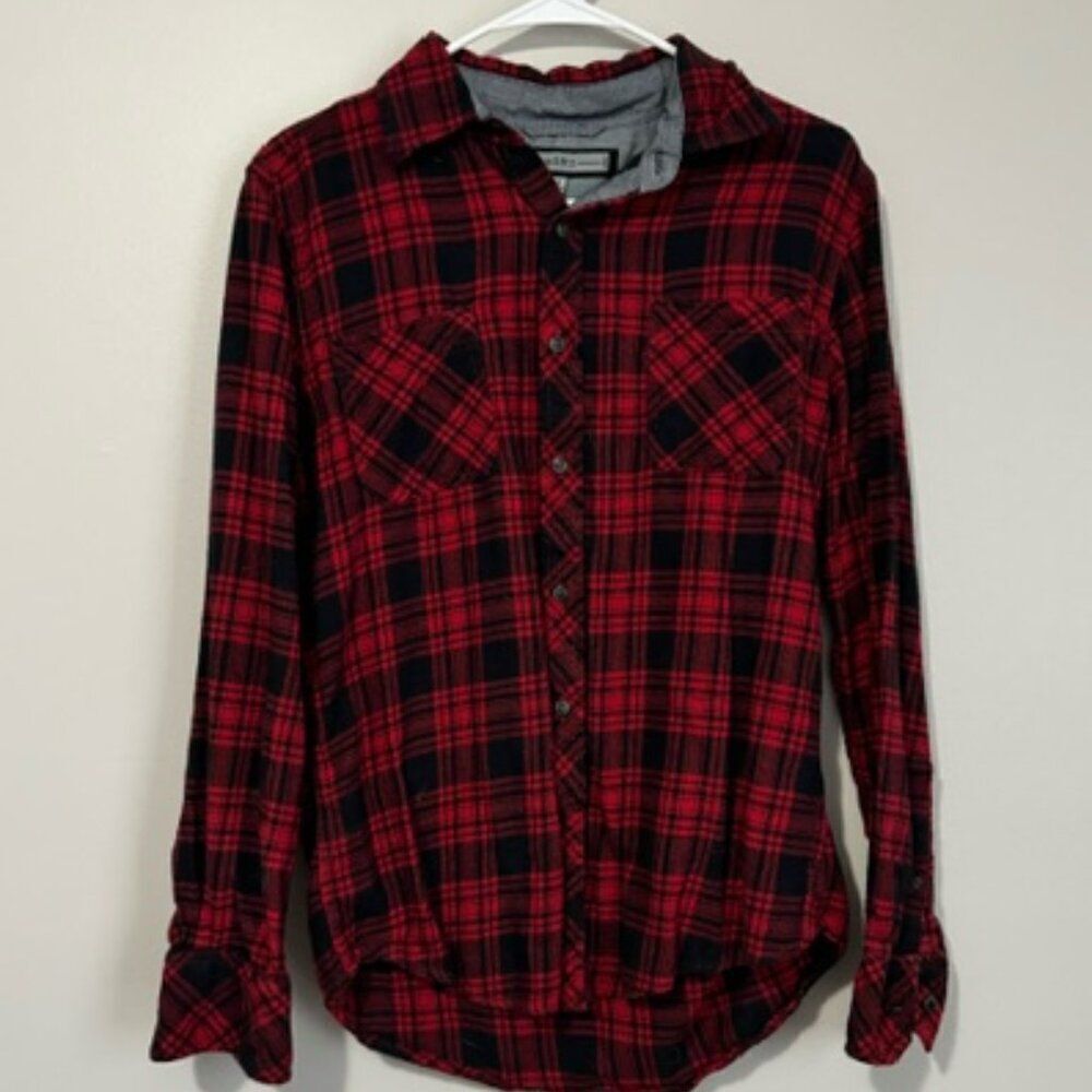 USED Men's PD&C Button Down Long Sleeve Shirt Color Red and Black Striped Size S